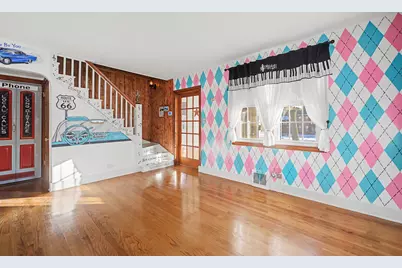 880 Bemis Road, Glen Ellyn, IL 60137 - Photo 7