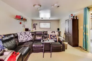 18010 Olympia Dr, Country Club Hills, IL 60478 - Photo 17