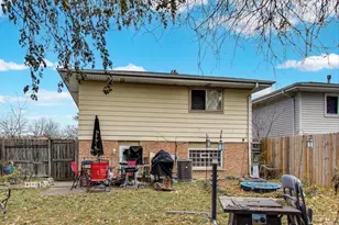 18010 Olympia Dr, Country Club Hills, IL 60478 - Photo 19