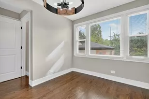 2601 W 98th Pl, Evergreen Park, IL 60805 - Photo 15