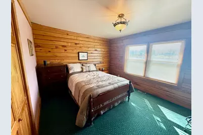 10835 E Barron Road, Rochelle, IL 61068 - Photo 25