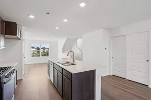 6520 Linden Trl, Wonder Lake, IL 60097 - Photo 9