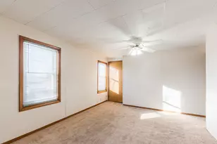 120 Sabin St, Sycamore, IL 60178 - Photo 17