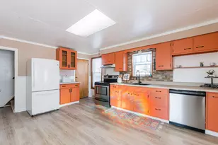 120 Sabin St, Sycamore, IL 60178 - Photo 7