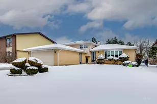 1306 W Byron Ave, Addison, IL 60101 - Photo 1