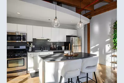 2300 W Wabansia Avenue #204, Chicago, IL 60647 - Photo 11