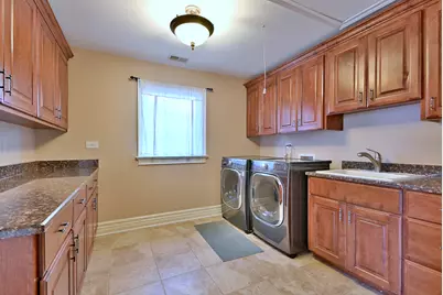 145 N Walnut Street, Elmhurst, IL 60126 - Photo 27