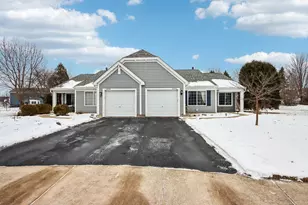 2492 Concord Ct, Montgomery, IL 60538 - Photo 1