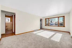 772 Memorial Dr, Calumet City, IL 60409 - Photo 7