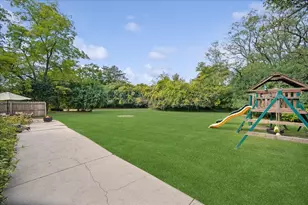 898 Bridlegate Ln, Northfield, IL 60093 - Photo 37