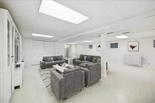 898 Bridlegate Ln, Northfield, IL 60093 - Photo 29