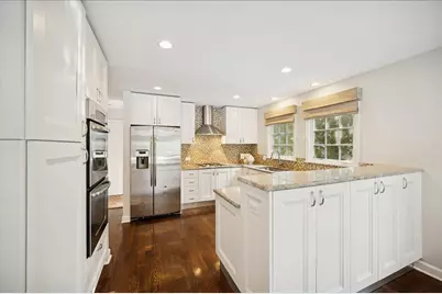 898 Bridlegate Lane, Northfield, IL 60093 - Photo 15