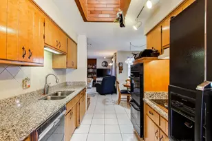 16827 Parkside Ave, South Holland, IL 60473 - Photo 7