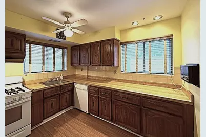 7338 N Winchester Avenue #C, Chicago, IL 60626 - Photo 5