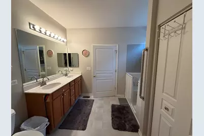 16637 Serene Lake Way, Crest Hill, IL 60403 - Photo 13