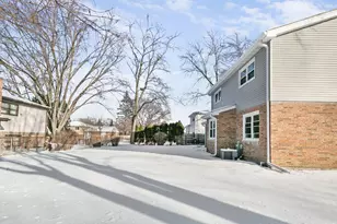 1124 187th St, Homewood, IL 60430 - Photo 29