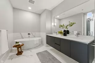 146 W Erie St, Chicago, IL 60654 - Photo 9