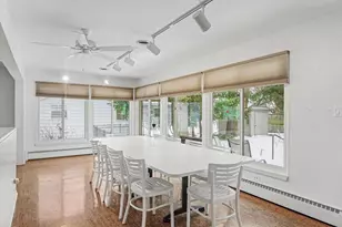 605 S James St, Champaign, IL 61821 - Photo 17