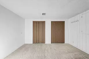 605 S James St, Champaign, IL 61821 - Photo 29