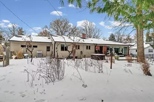 605 S James St, Champaign, IL 61821 - Photo 35