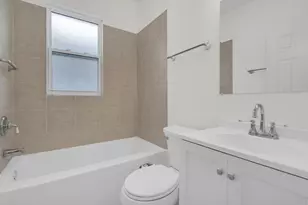 6811 N Lakewood Ave, Chicago, IL 60626 - Photo 11