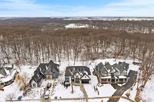 1544 Linden Cir, Lemont, IL 60439 - Photo 3