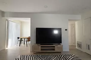 463 Kennedy Pl, Vernon Hills, IL 60061 - Photo 7