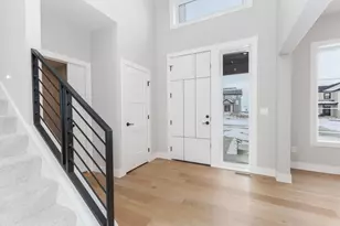 5303 Finlen Ln, Bloomington, IL 61705 - Photo 7