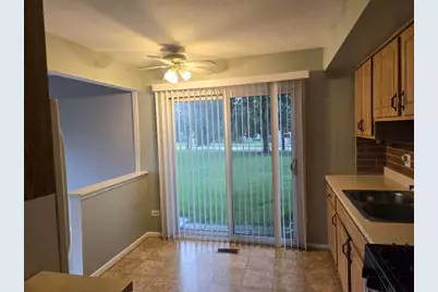 5850 Fresno Court #A, Hanover Park, IL 60133 - Photo 7