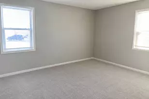 5850 Fresno Ct, Hanover Park, IL 60133 - Photo 9