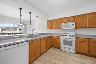 [Address not provided], Crystal Lake, IL 60012 - Photo 5