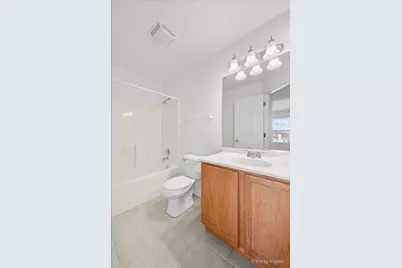 [Address not provided], Crystal Lake, IL 60012 - Photo 27