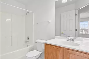 [Address not provided], Crystal Lake, IL 60012 - Photo 27