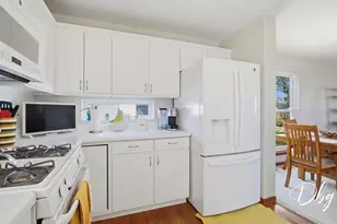 7 E Dahlia Ln, Round Lake Beach, IL 60073 - Photo 17