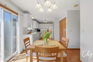 7 E Dahlia Ln, Round Lake Beach, IL 60073 - Photo 21