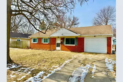 329 Robinson Drive, Morris, IL 60450 - Photo 1