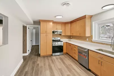 3312 W Lake Shore Drive, Wonder Lake, IL 60097 - Photo 17