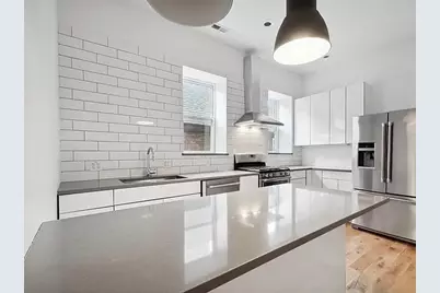 446 N Aberdeen Street #2, Chicago, IL 60642 - Photo 3