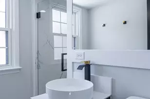 210 N Russel St, Mount Prospect, IL 60056 - Photo 9