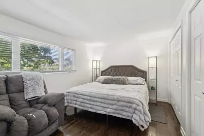 122 W Helen Road, Palatine, IL 60067 - Photo 21