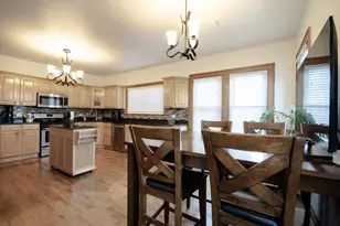 2614 Euclid Ave, Berwyn, IL 60402 - Photo 9