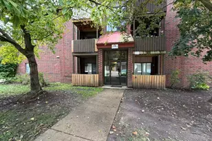 1350 Brook St, Saint Charles, IL 60174 - Photo 1