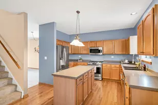 15 S Conway Ct, South Elgin, IL 60177 - Photo 9