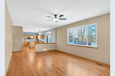 15 S Conway Court, South Elgin, IL 60177 - Photo 13