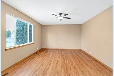 15 S Conway Court, South Elgin, IL 60177 - Photo 15