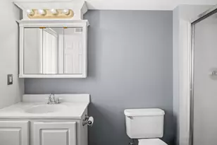 1995 Tall Oaks Dr, Aurora, IL 60505 - Photo 13