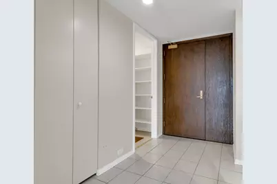 360 E Randolph Street #2307, Chicago, IL 60601 - Photo 19