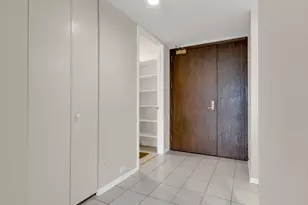 360 E Randolph St, Chicago, IL 60601 - Photo 19