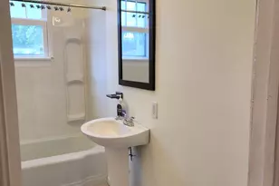 1300 W Madison St, Herrin, IL 62948 - Photo 11