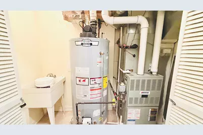 4166 S Emerald Street, Chicago, IL 60609 - Photo 31